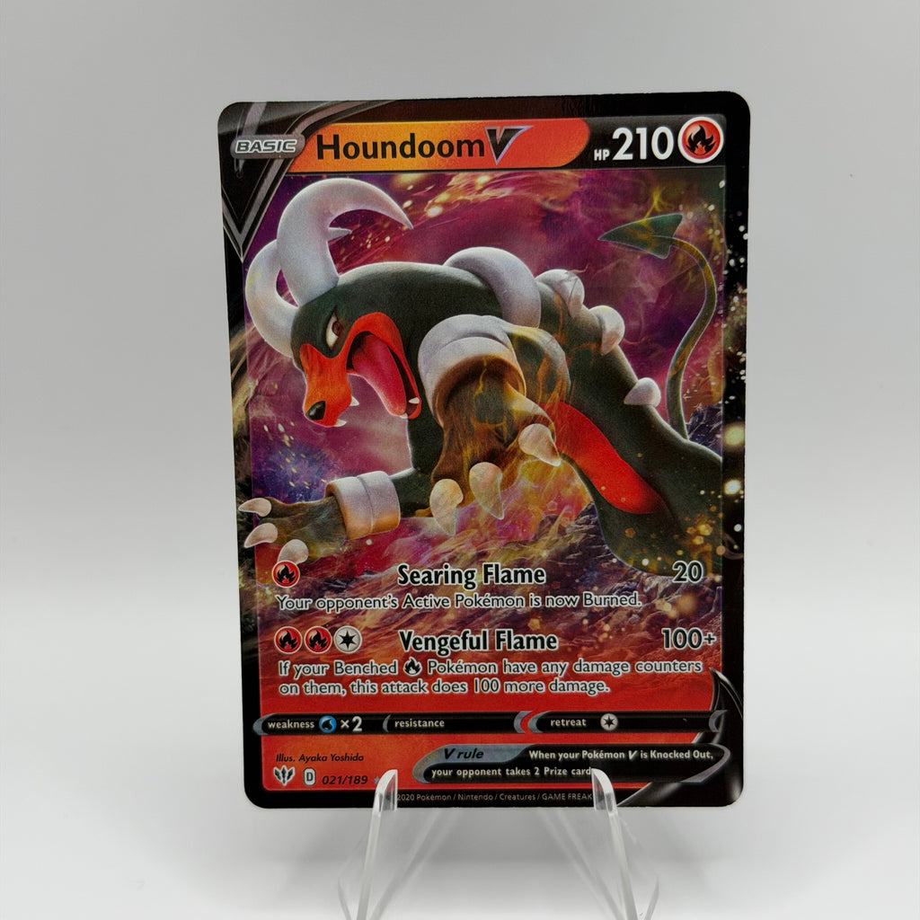 Houndoom V (DAA 21)
Darkness Ablaze #0094