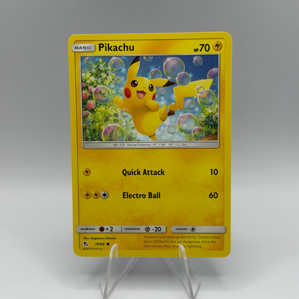 Pikachu (HIF 19)
Hidden Fates #0230