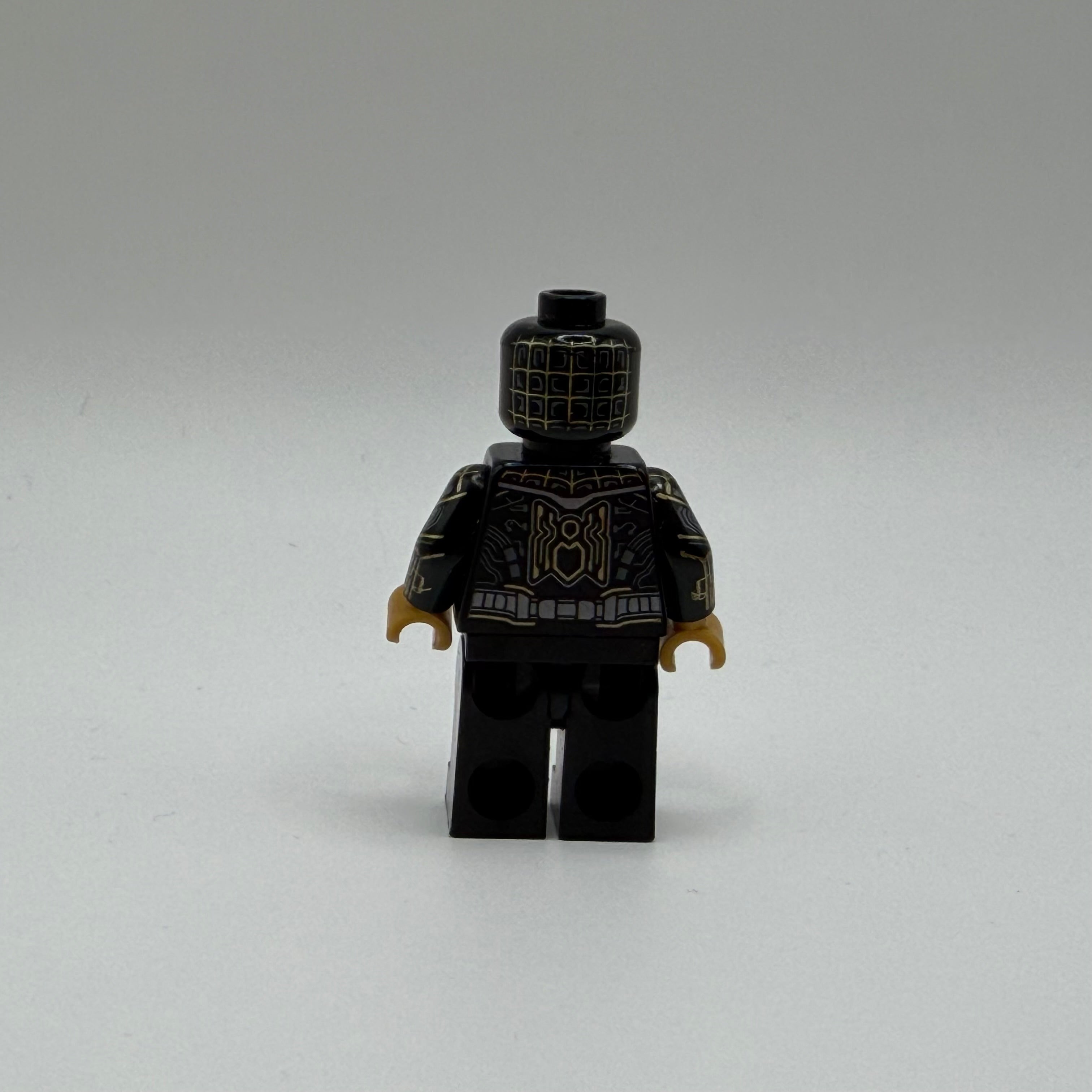 Spider-Man – Black and Gold Suit (SH774)
