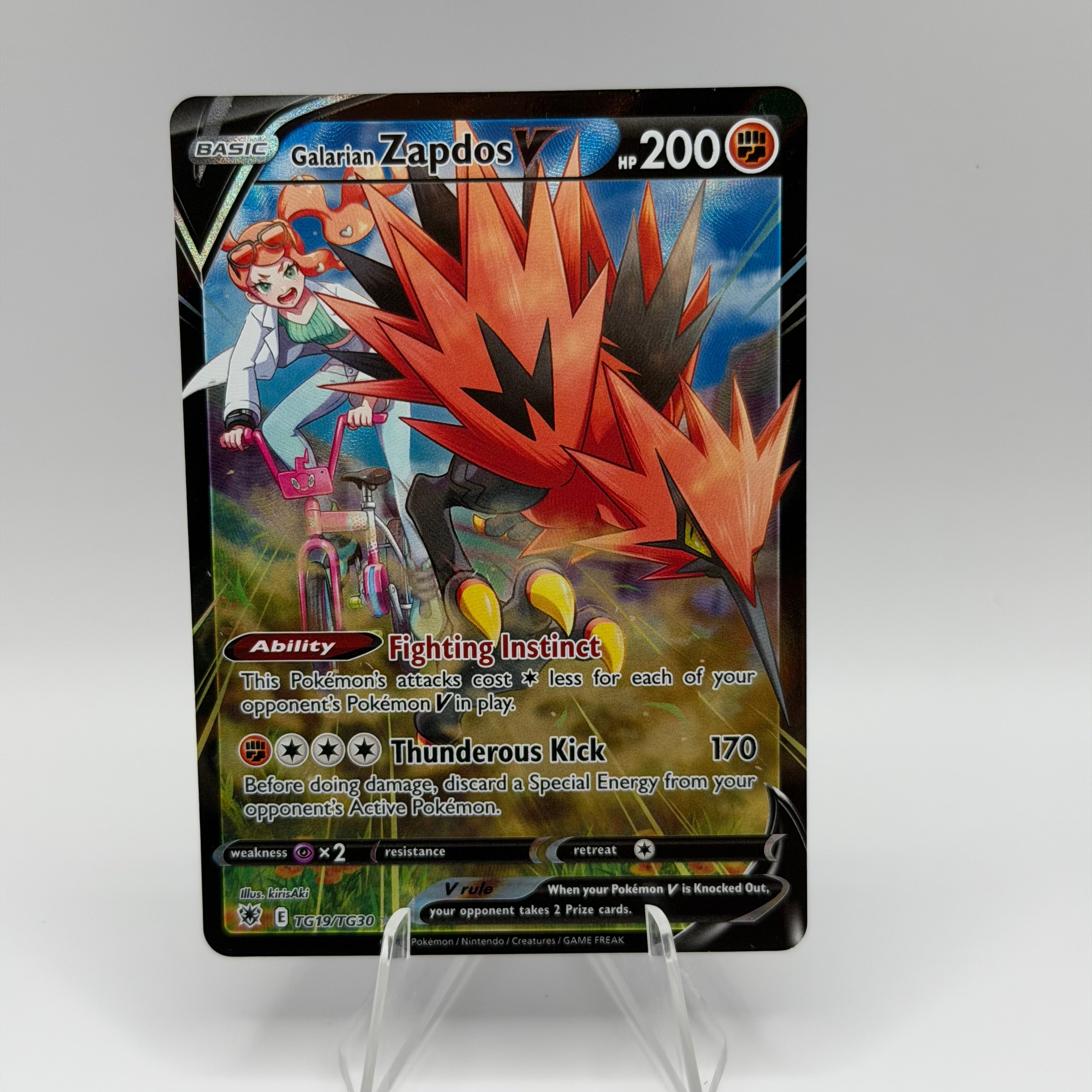 Galarian Zapdos V (ASR TG19)
Astral Radiance #0145