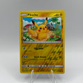 Pikachu reverse holo (CIN 30)
Crimson Invasion #0205
