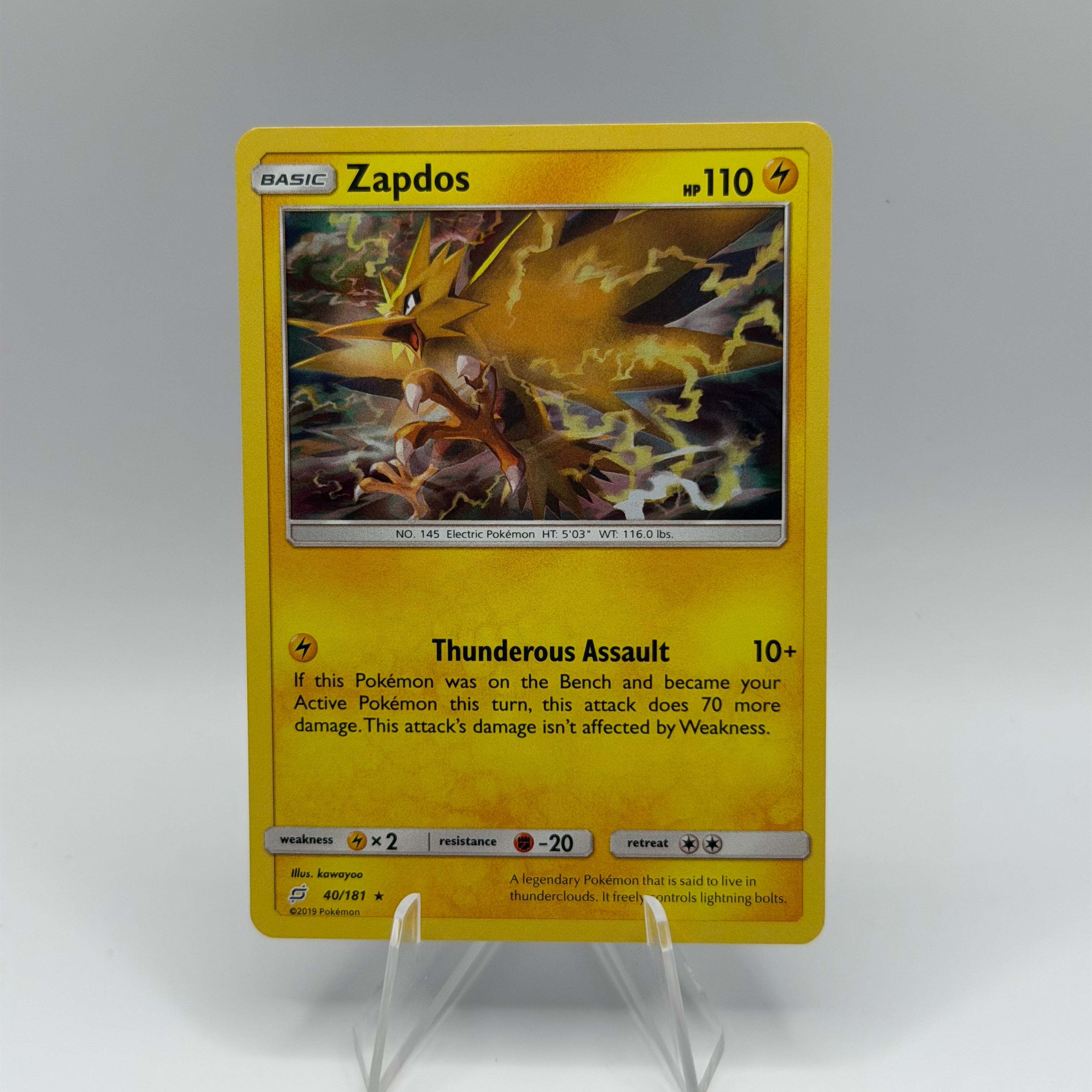 Zapdos holo (TEU 40)
Team Up #0206